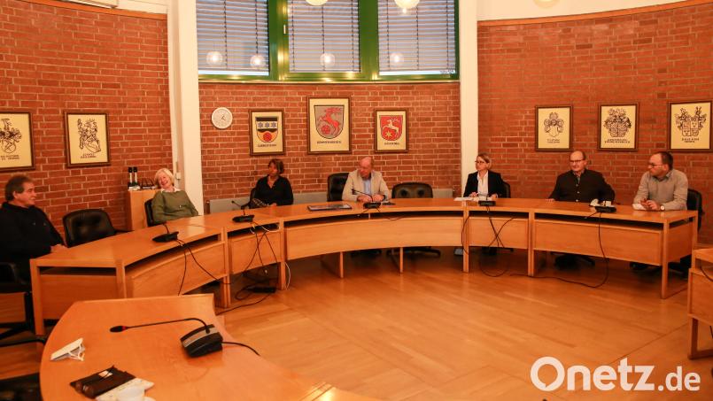 Antrittsbesuch der Bundestagsabgeordneten Susanne Hierl (Dritte von rechts) in Kümmersbruck. Bild: egl