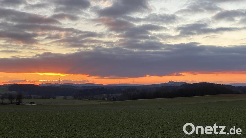 Die längste Nacht steht bevor und der Himmel schickt noch einmal seine schönsten Eindrücke. Bild: doj