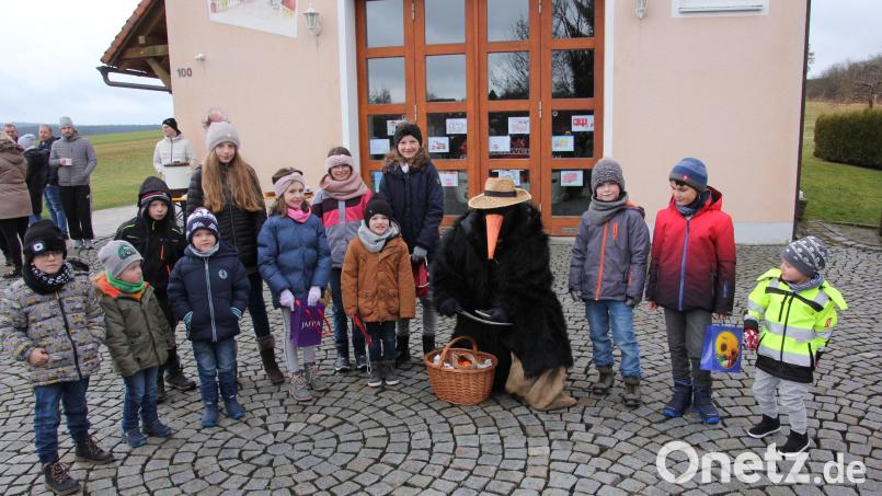 Sogar ein Gruppenbild mit Specht gab es . Bild: kro