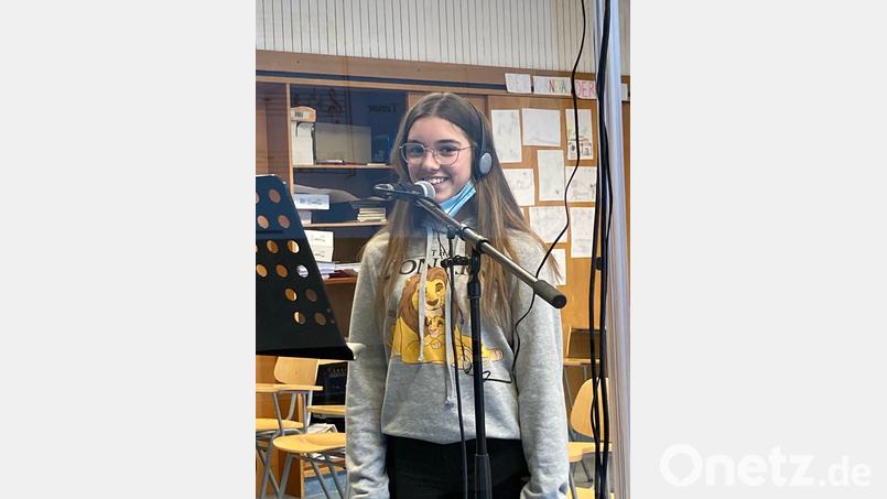 Sophia Göbler bei der Aufnahme. Bild: Otto-Hahn-Gymnasium/exb