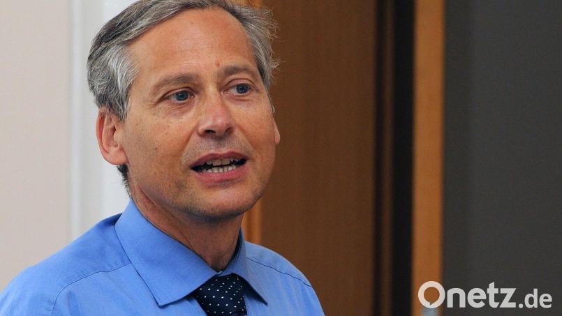 Dr. Roland Brey äußerte sich zur Omikron-Variante und erklärt, warum er aktuell schärfere Maßnahmen für sinnvoll gehalten hätte. Archivbild: Stephan Huber