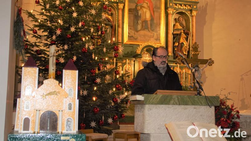 Pfarrgemeinderats-Sprecher Herbert Spichtinger ließ beim Abschlussgottesdienst die vergangenen zwölf Monate Revue passieren. Bild: mmj