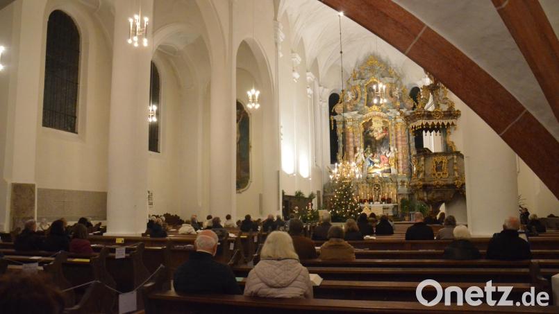 Neujahrsgottesdienst in St. Michael mit Ruhestandspfarrer Hermann Bock. Bild: Kunz