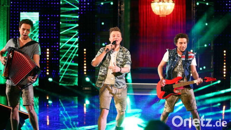 Die Mitglieder der Band „Dorfrocker“ bei einer MDR-Sendung im Eventpalast. Foto: Bodo Schackow/dpa-Zentralbild/dpa/Archivbild Bild: Bodo Schackow