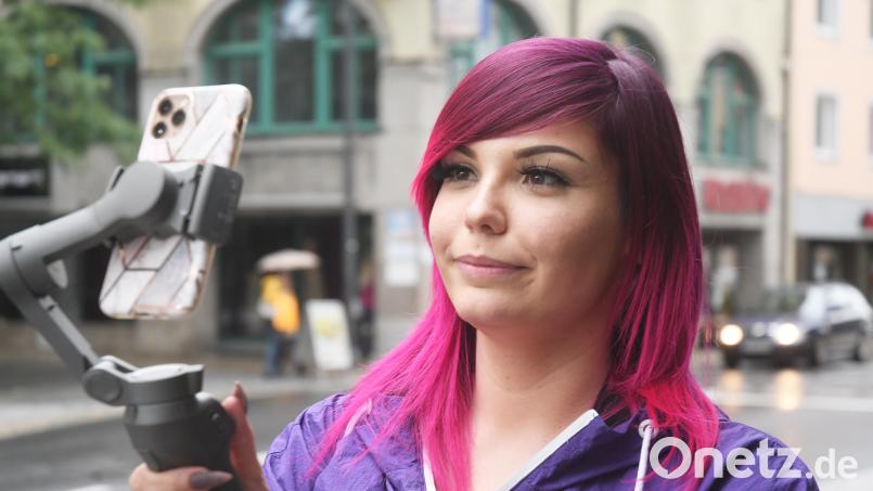 Theresa aus dem Landkreis Neustadt/WN hat mehr als 140.000 Abonnenten bei Tiktok. Sie veröffentlicht dort unter dem Alias galaxy_ghost Videos. Bild: Gabi Schönberger
