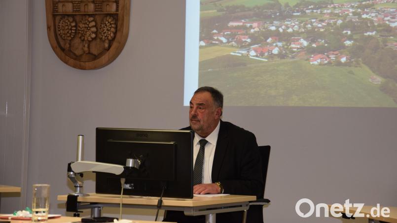 Bürgermeister Josef Beimler blickt auf das Jahr 2021 zurück und hatte noch ein paar besondere Gedanken dazu vorzubringen. Bild: fla