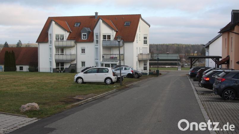 Nach Meinung von Bürgermeister Toni Dutz kann eine Baulücke im Norden der Kurt-Schumacher-Straße bereits im Frühjahr 2022 geschlossen werden. Bild: wro