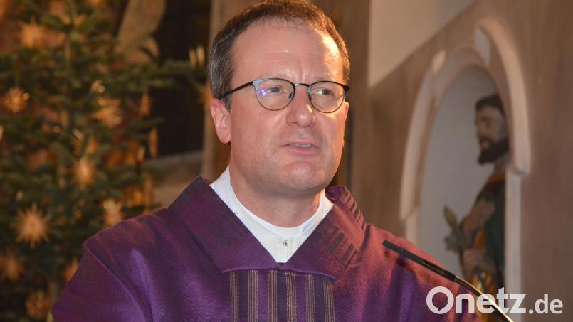 Besuche in der Heimat wie hier 2020 beim Resl-Gebetstag in Konnersreuth gehören für Michael Dreßel (45) dazu. Archivbild: jr