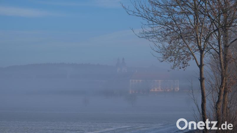 Symbolhaft erscheint die Zukunft der Prämonstratenserabtei und der Internationalen Begegnungsstätte nebulös. Doch der Schein trügt. Jedenfalls hoffen Kloster und Förderverein auf eine gelingende Neuausrichtung des Bildungsortes Speinshart Bild: do