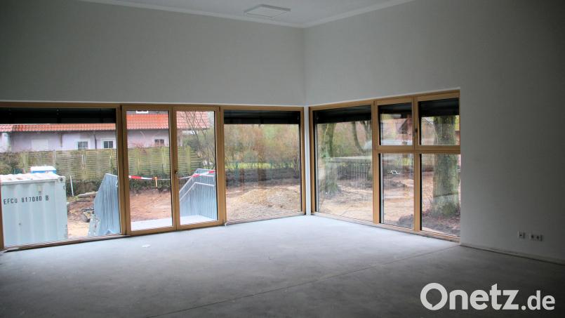 Große Fenster sorgen im künftigen Speiseraum für Helligkeit. Bild: bjo