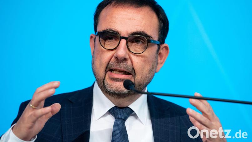 Die sogenannte Hotspot-Regelung wird bis zur geplanten Überarbeitung im Kabinett ausgesetzt. Das kündigte Gesundheitsminister Klaus Holetschek (CSU) am Donnerstag an. Archivbild: Sven Hoppe/dpa