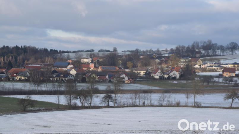 Ilsenbach kann sich auf Glasfaser vorbereiten. Die 119 Anschlüsse sind im Förderprogramm, für sie läuft die Ausschreibung wie auch für weitere Ortsteile. Bild: fz