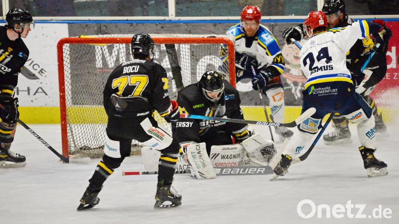 Auch wenn ihm ein Lapsus unterlief, war Carsten Metz (Mitte) bei der Niederlage in Kempten ein sicherer Rückhalt für die Wild Lions. Bild: Andreas Brückmann