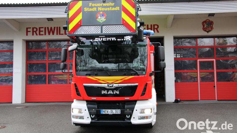 Das Drehleiterfahrzeug wird beispielsweise bei Bränden zur Menschenrettung oder zur besseren Brandbekämpfung von oben eingesetzt. Bild: prh