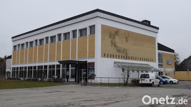 Die Generalsanierung der Turn- und Schwimmhalle ist eine Aufgabe für die nächsten Jahre. Der Marktrat will sich dieser Aufgabe stellen. Bild: bnr