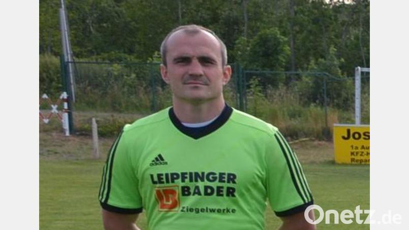 Bleibt ein weiteres Jahr beim SV Pechbrunn: Der Konnersreuther Christian Neumann hat seinen Vertrag als Spielertrainer für die Saison 2022/23 verlängert. Archivbild: jr