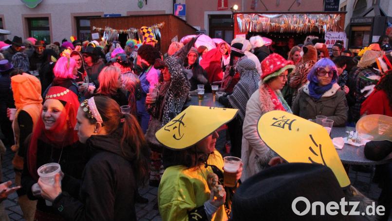 Eine Faschingsfete – wie auf diesem Archivbild zu sehen – wird es auch in diesem Jahr nicht in Neunburg geben. Archivbild: Mardanow