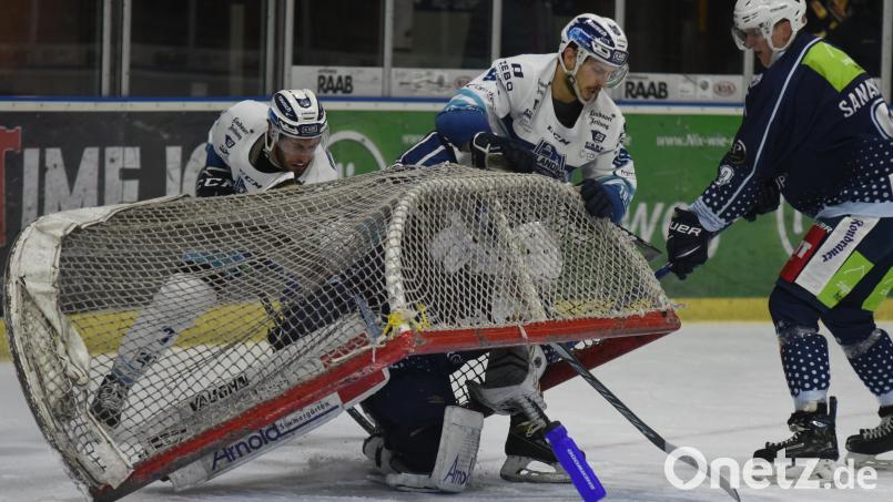Nächste Absage: Das für Dienstag angesetzte Spiel der Blue Devils Weiden gegen den SC Riessersee fällt aus. Archivbild: gb
