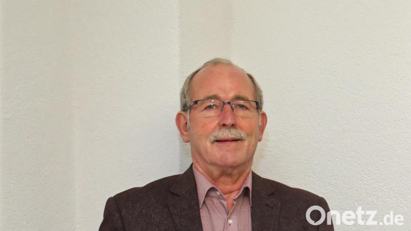 Anton Hauer (links) ist der neue Aufsichtsratsvorsitzende der Gemeinnützigen Baugenossenschaft. Für seine Arbeit wünschte Vorstandsvorsitzender Dieter Döppl viel Erfolg und eine gute Zusammenarbeit. Bild: njn