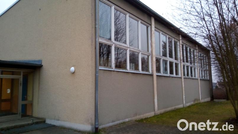 Der erste Arbeitsschritt zur Sanierung der Jobst-vom-Brandt-Schule ist der Abriss der alten Turnhalle (Bild). Passieren soll das in diesem Jahr. Archivbild: fpoz