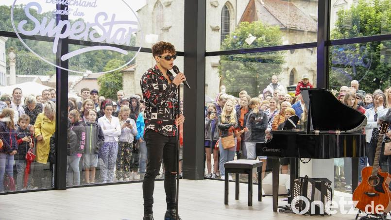 Lucas Ribeiro aus Hirschau stellt sich am Samstagabend bei RTL der Jury von "Deutschland sucht den Superstar". Bild: RTL/Stefan Gregorowius /exb