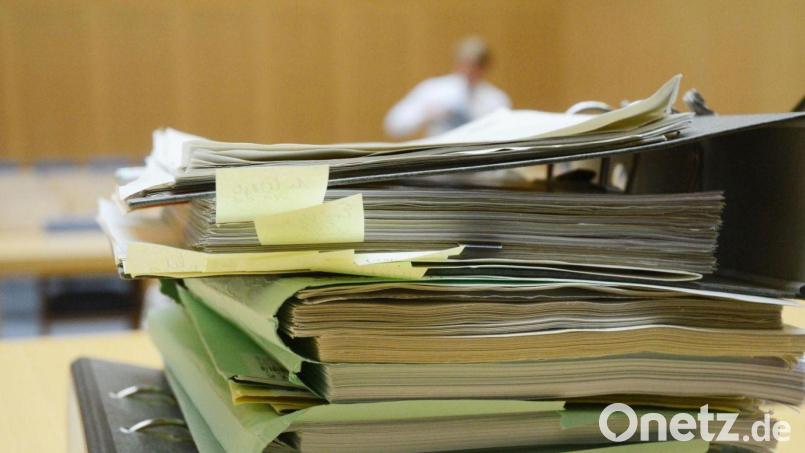 Ein Prozess wegen Diebstahl und Einbruch musste vertagt werden, weil der angeklagte Nabburger unentschuldigt ferngeblieben ist. Symbolbild: Gabi Schönberger