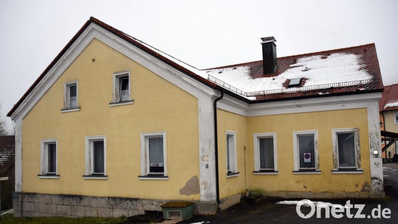 Das evangelische Gemeindehaus in Königstein wurde 1884 als Schule gebaut. Bis 1978 drückten hier zwei Klassen die Schulbank. Seitdem dient es als Gemeindehaus. Es bedarf jedoch einer gründlichen Sanierung Bild: wku