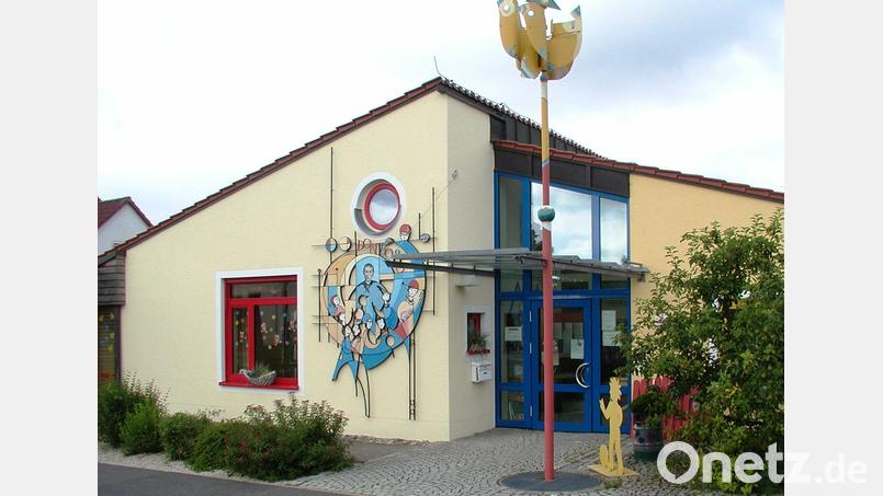 Das Windspiel am Eingang zum Kinderhaus &quot;Don Bosco&quot; symbolisiert, dass hier fröhlich gelebt und gefeiert wird. Bild: ld