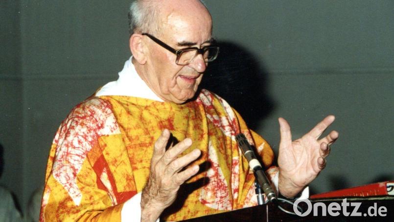 Erzbischöflich-Geistlicher Rat Hermann Spies half, so lange es ihm noch möglich war, im Ruhestand in Auerbach und Pfarreien im Umland aus. Archivbild: Rudi Weber/exb