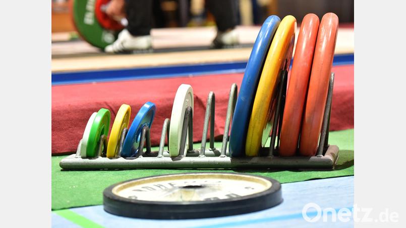 Die Gewichte warten auf Abnehmer. Bild: af