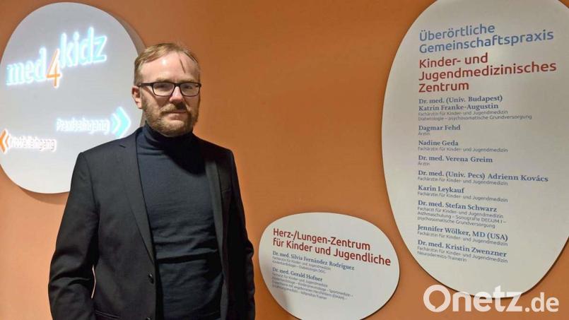 Gerald Hofner und seine Mitarbeiter müssen den Start der Gemeinschaftspraxis „med4kidz“ in Bayreuth nun ohne den getöteten Partner stemmen. Bild: Ralf Münch