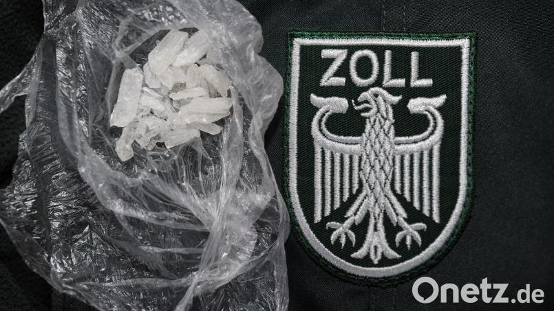 Ein Drogenfund von circa fünf Gramm Crystal Speed - gefunden von Zollbeamten in Selb. Archivbild: David Ebener/dpa