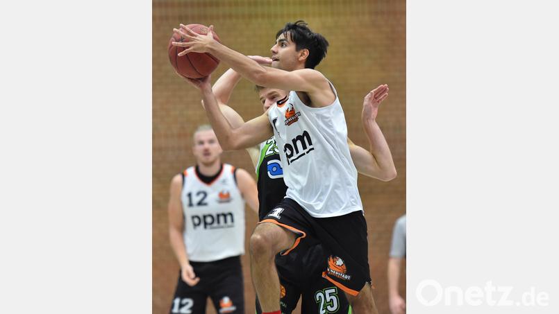 Liam Archer zeigte eine starke Leistung, konnte aber die Wende für die DJK-Basketballer gegen Bamberg nicht mehr einleiten. Bild: A. Schwarzmeier