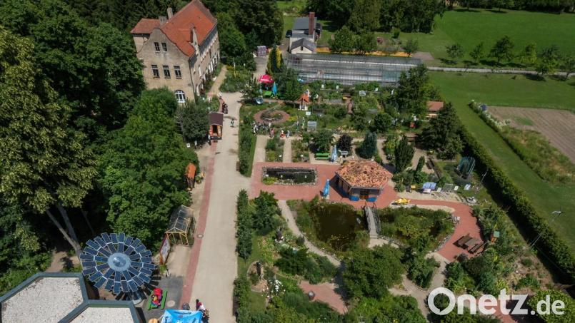 Die Stiftung Kultur- und Begegnungszentrum Abtei Waldsassen (im Bild der Naturerlebnisgarten auf dem Gelände des Klosters) erhält für die Erwachsenenbildung zusätzlich 40.000 Euro. Archivbild: KuBZ/exb