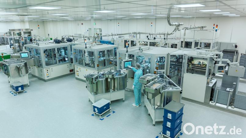 Die Gerresheimer-Produktionshalle in Pfreimd. Um mit dem Wachstum mitzuhalten, will Manfred Baumann auch in der Oberpfalz neu einstellen. Bild: Gerresheimer/exb