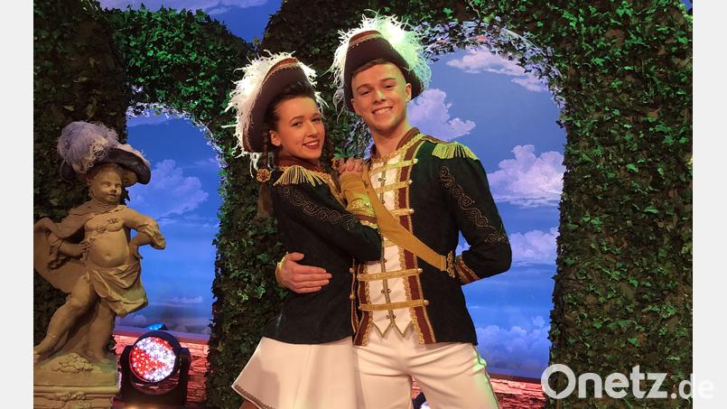 Lena Meyer und Rene Skorupa sind am Freitag bei &quot;Fastnacht in Franken&quot; zu sehen. Bild: Faschingsgilde Marktredwitz-Dörflas/exb