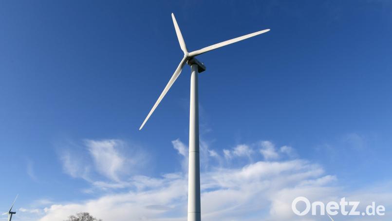 Ein Investor beabsichtigt auf dem Ödberg zwischen Wildenau und Plößberg eine Windkraftanlage zu bauen. Dies ist derzeit wegen der 10H-Regel nicht möglich. Symbolbild: Holger Hollemann/dpa
