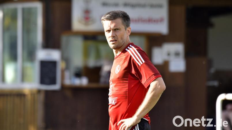 Für Thomas Ficarra ist im Sommer Schluss beim 1. FC Neukirchen. Archivbild: Hubert Ziegler