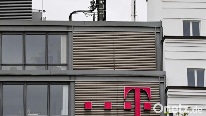 Im Bereich Bad Neualbenreuth kommt wohl bis Freitagmittag zu Störungen im Festnetz- und Mobilfunkbereich. Symbolbild: Jens Kalaene/dpa