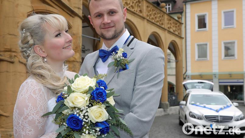 Am 22.2.22 gaben sich Olga und Max Friz im Rathaus in Amberg das Jawort. Bild: Wolfgang Steinbacher