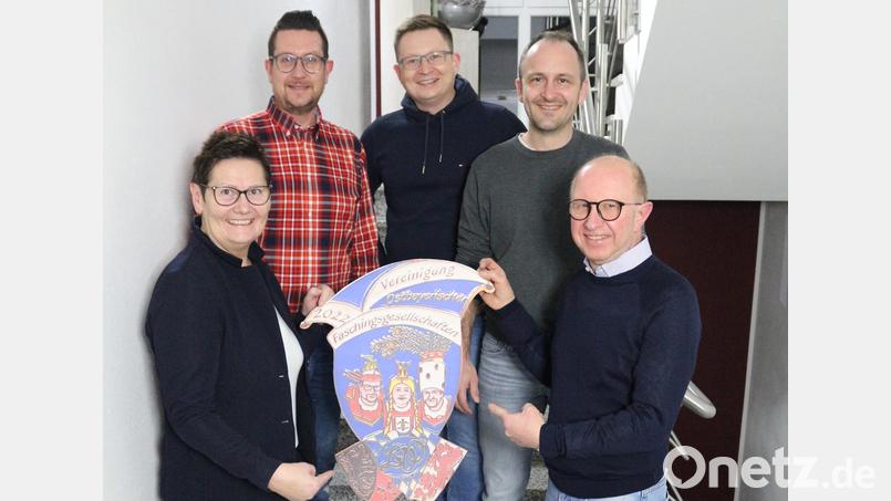 Das Dreigestirn Plößberg ist heuer auf dem Jahres-Pin des Landesverbandes Ostbayern (LVO) verewigt. Bild: gbj