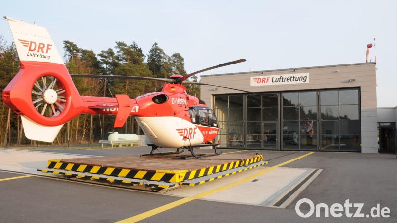 Mit schweren Verletzungen wurde ein junger Arbeiter vom Rettungshubschrauber von Reisach in Trausnitz aus in ein Krankenhaus geflogen. Archivbild: Stephan Huber