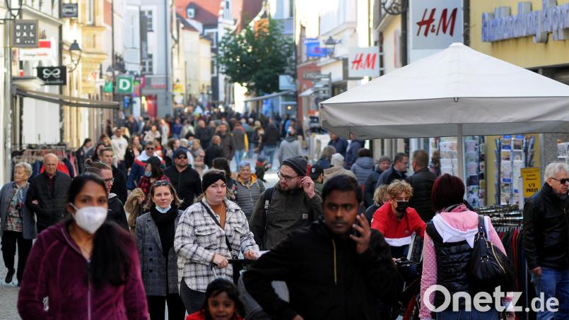 Ein bekannter Anblick: So sieht die Amberger Fußgängerzone in der Regel an einem verkaufsoffenen Sonntag aus. Archivbild: Stephan Huber