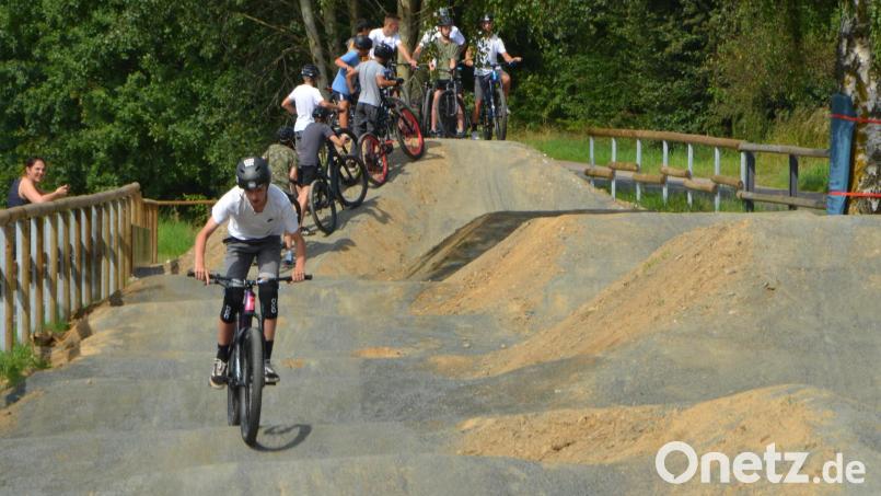 Auf die Dirtbahn in Vohenstrauß fahren die Jugendlichen seit vergangenem Jahr ab. Nun bekommt auch Weiden eine solche Anlage. Bild: dob
