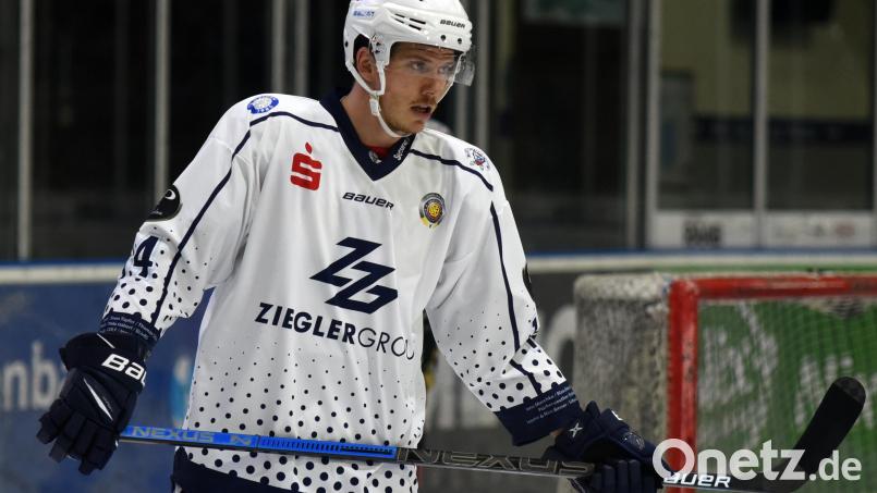 Der ehemalige Blue-Devils-Stürmer Louis Latta wechselt zu den Ravensburg Towerstars in die DEL2. Archivbild: gb