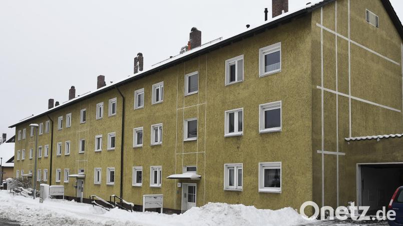 Diese Wohnblocks werden inzwischen saniert. Doch wer sich seine Miete nicht leisten kann, ist oft auf die Hilfe von außen angewiesen. Archivbild: Petra Hartl