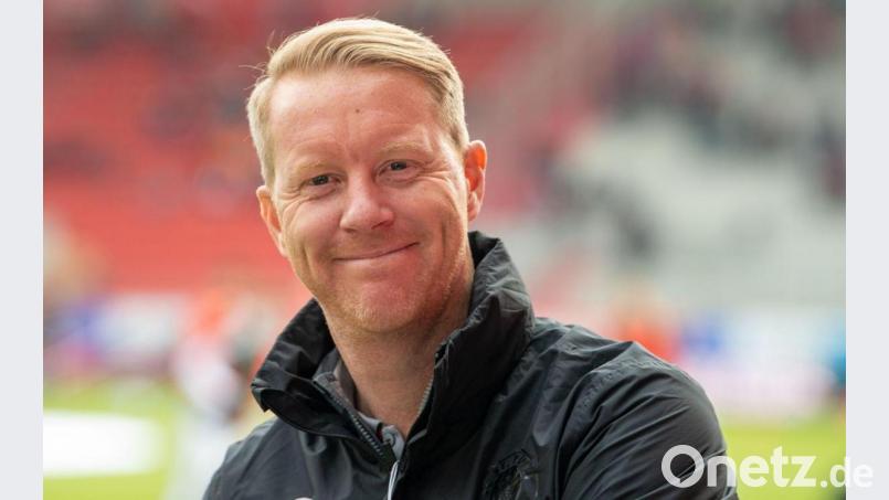Sieht trotz der Personalprobleme eine „reelle Chance“ für den Außenseiter beim 1. FC Union Berlin: Paulis Trainer Timo Schultz. Bild: Stefan Puchner/dpa