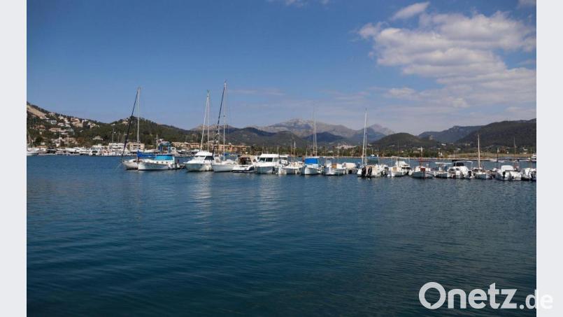 Rund 2100 Ukrainer und etwa 2000 Russen leben auf Mallorca und den anderen Balearen-Inseln. Bild: Clara Margais/dpa