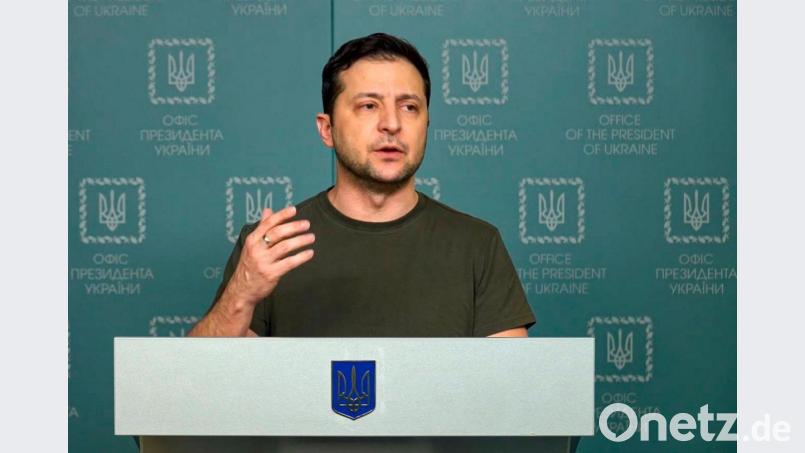 „Wir wenden uns an die EU zur unverzüglichen Aufnahme der Ukraine nach einer neuen speziellen Prozedur“, appelliert Ukraines Präsident Wolodymyr Selenskyj in Richtung Brüssel. Bild: Uncredited/Ukrainian Presidential Press Office/dpa