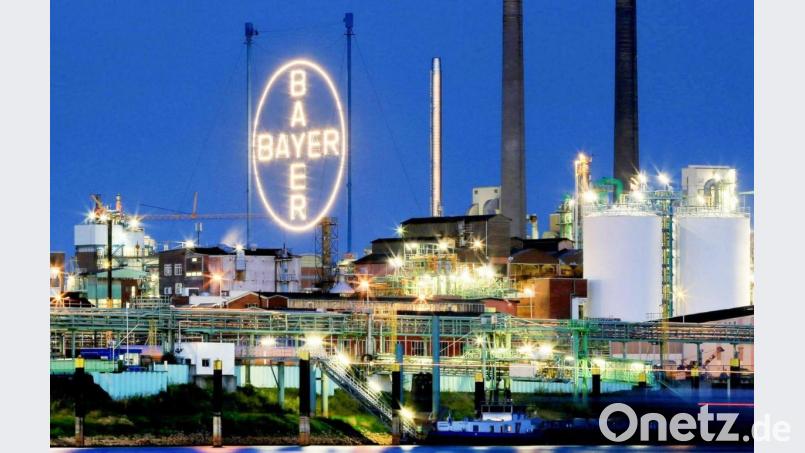Das Bayer Werk in Leverkusen. Bayer macht wieder einen Jahresgewinn. Bild: Oliver Berg/dpa